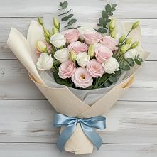 Букет цветов из:  Лизиантусы #REPLACE_PRED# Кумылженской