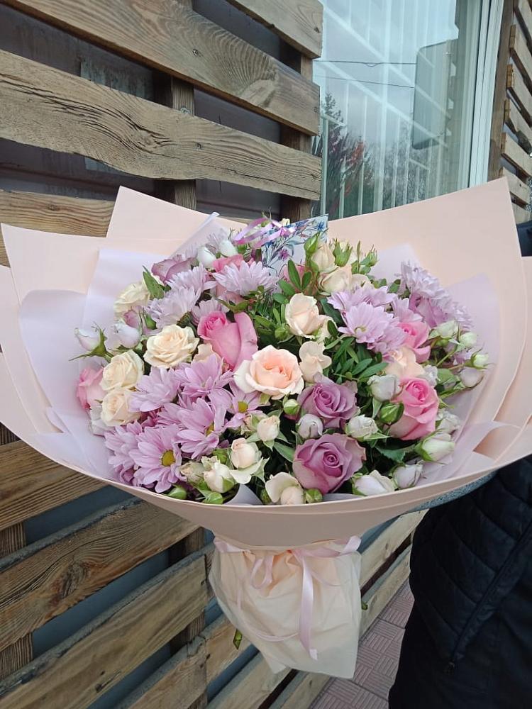 Букет цветов из: Розы и Хризантемы в Кумылженской