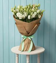 Букет цветов из:  Лизиантусы в Кумылженской