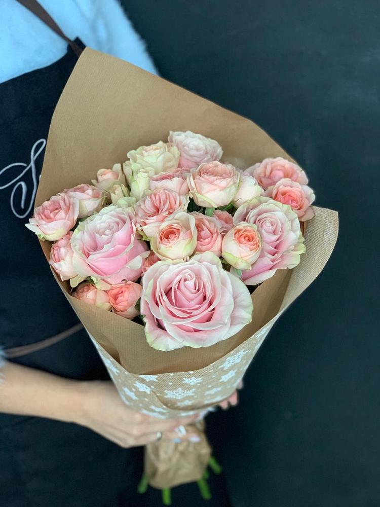 Букет цветов из: Хризантемы и Розы в Кумылженской