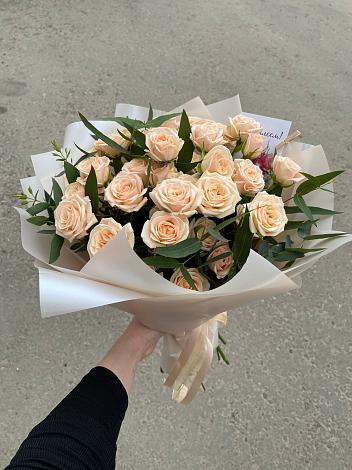 Букет Кремовые розы Латте в Кумылженской