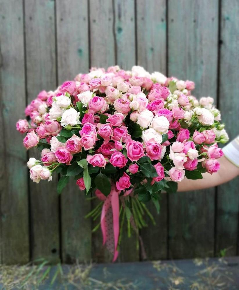 Букет Розовые кустовые розы Натали и Лав Лидия в Кумылженской