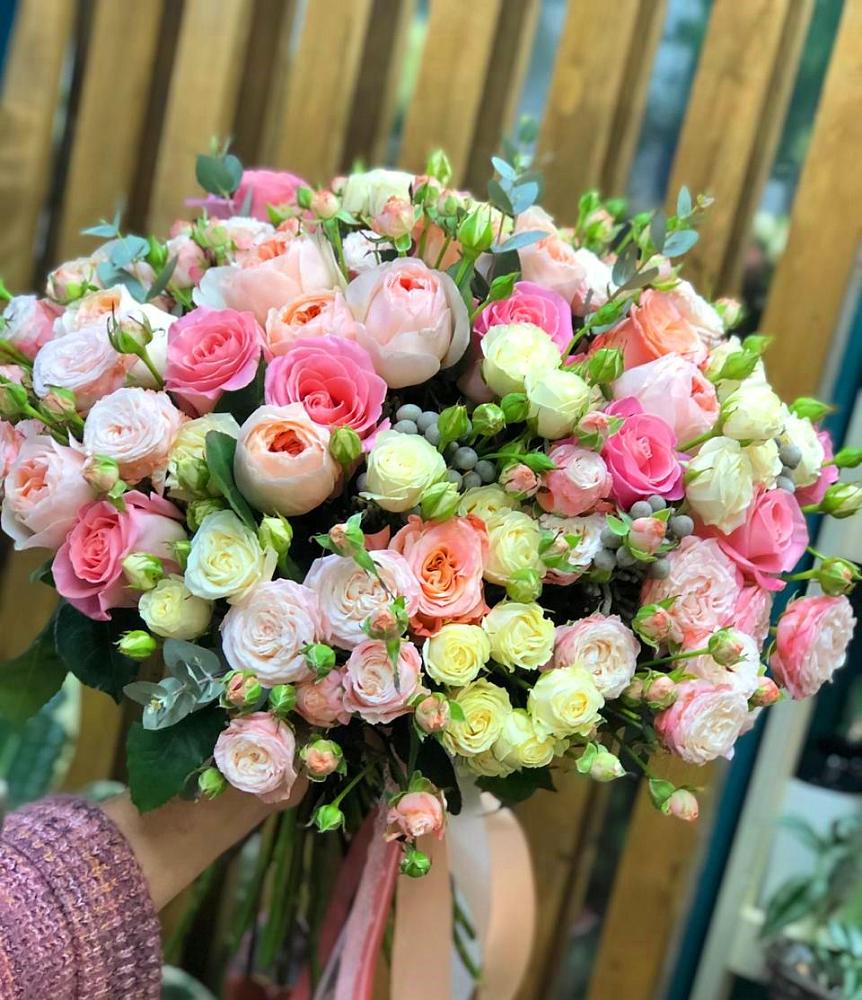 Букет цветов из: Розы в Кумылженской