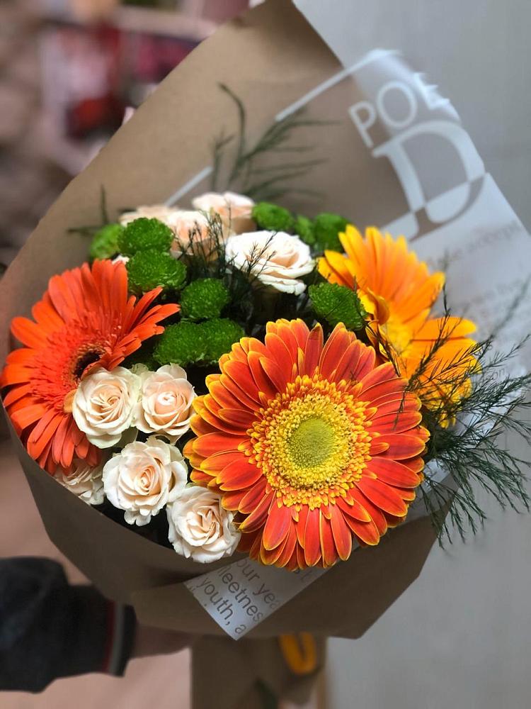 Букет цветов из: Герберы, Хризантемы и Розы в Кумылженской