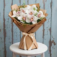 Букет цветов из:  Орхидеи и Розы в Кумылженской